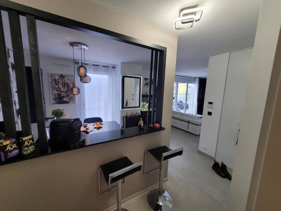 Appartement Neuf Moderne + Parking, Geneve Saint-Genis-Pouilly Esterno foto